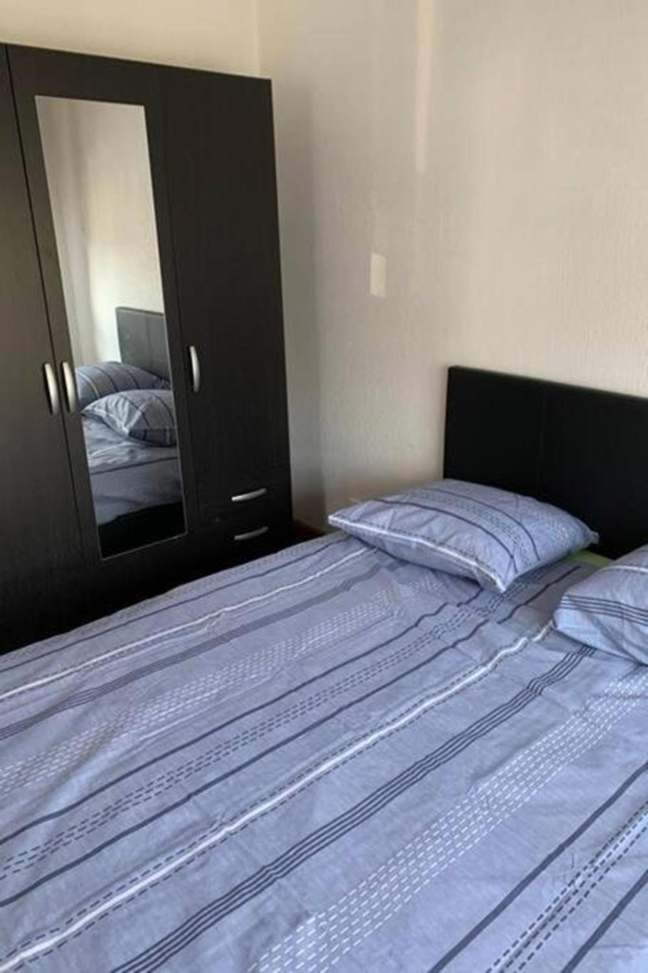 Reims Centre-Ville - 2 Chambres - 6 Personnes Au 1 Er Etage Ngoại thất bức ảnh