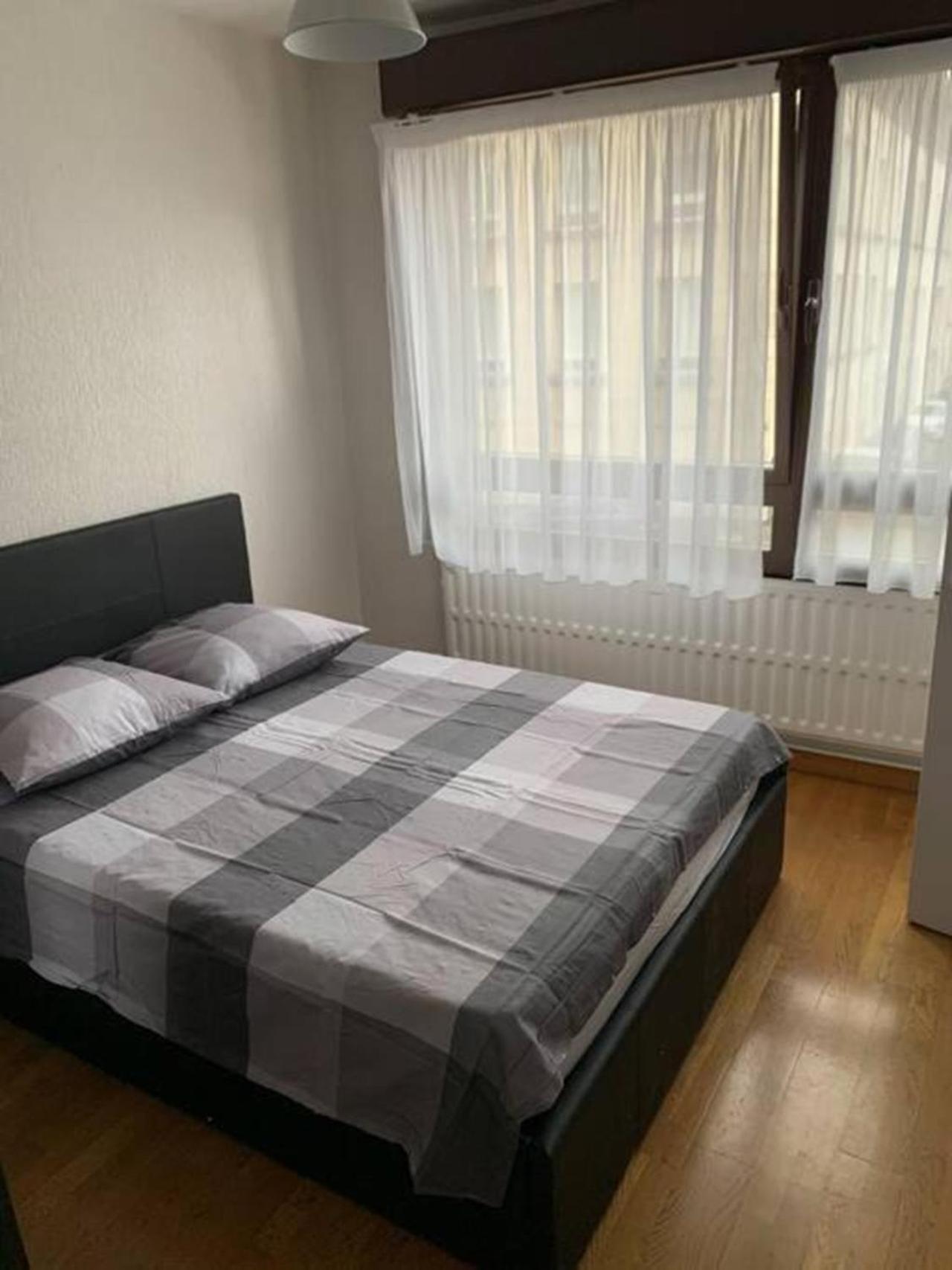 Reims Centre-Ville - 2 Chambres - 6 Personnes Au 1 Er Etage Ngoại thất bức ảnh